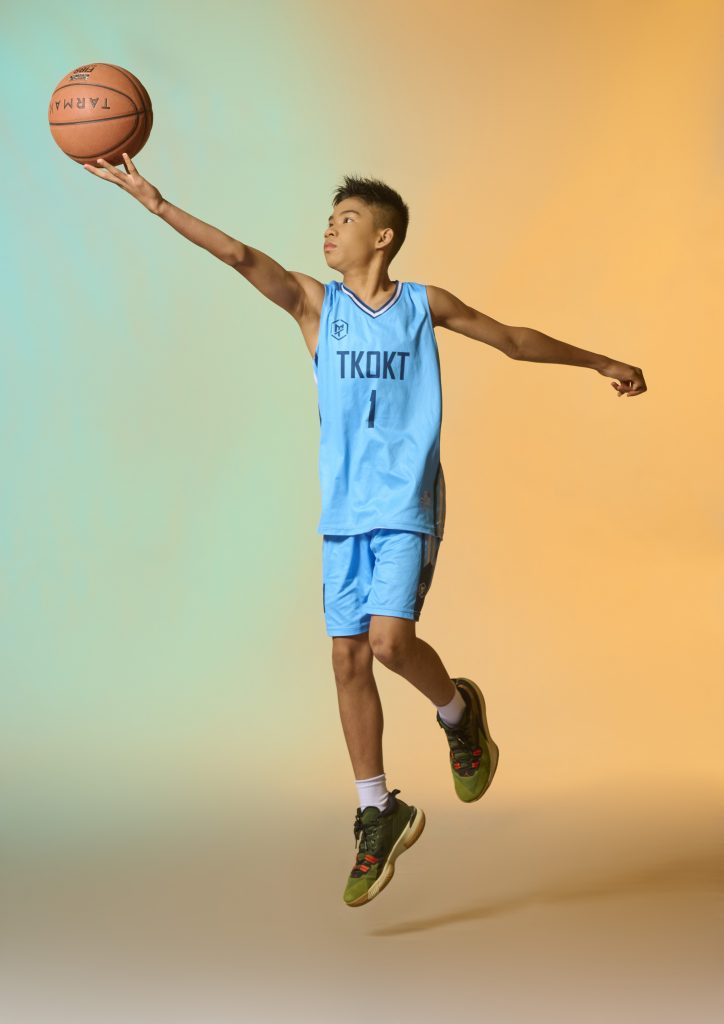 X_P0309_YADEGUZMAN52_A