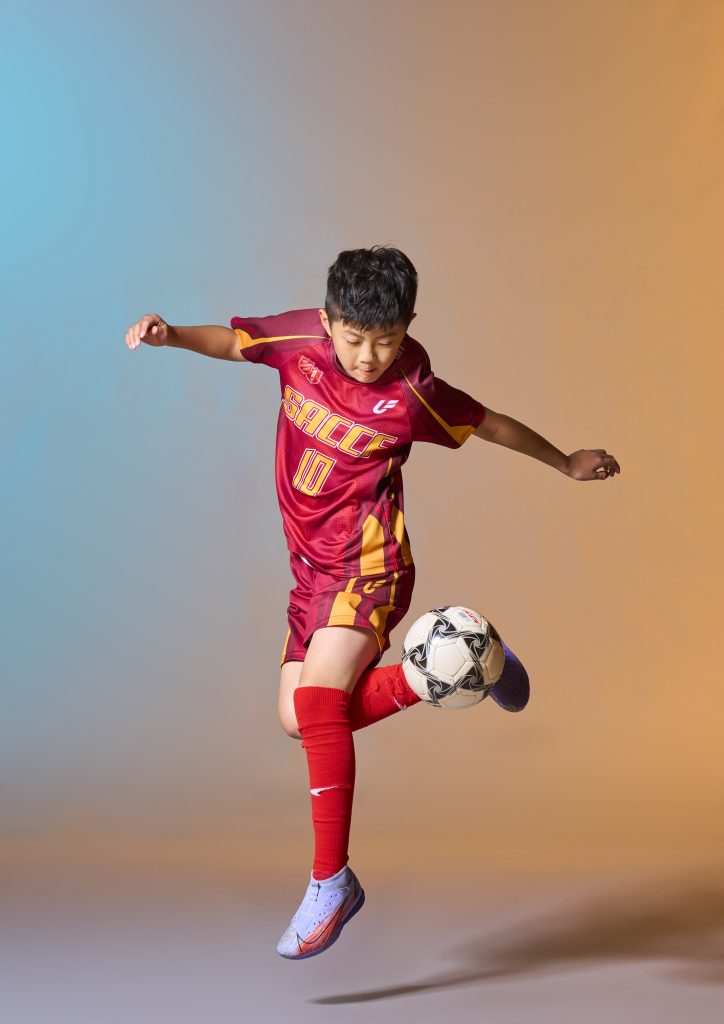 X_P0383_HECTORWHNG_23_A