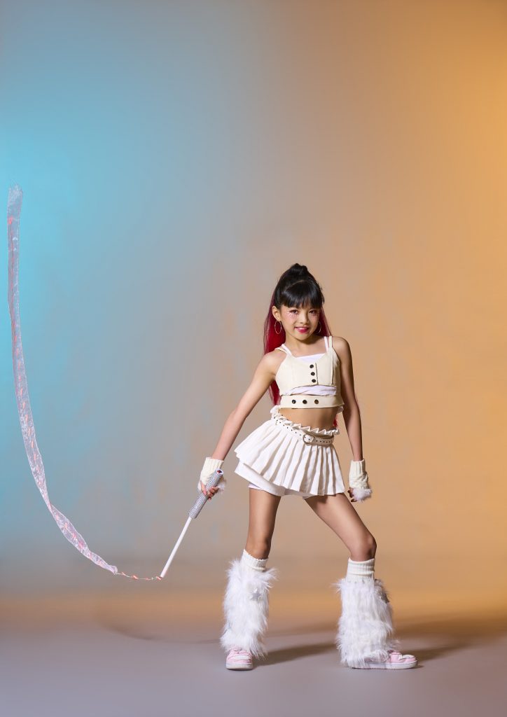 Z_P0008_CHLOEHYSO_16_A